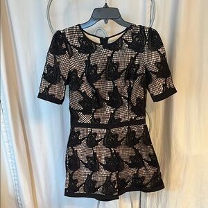 Charlie Jade Black Lace floral jumper romper short sleeve lined NWT s/p